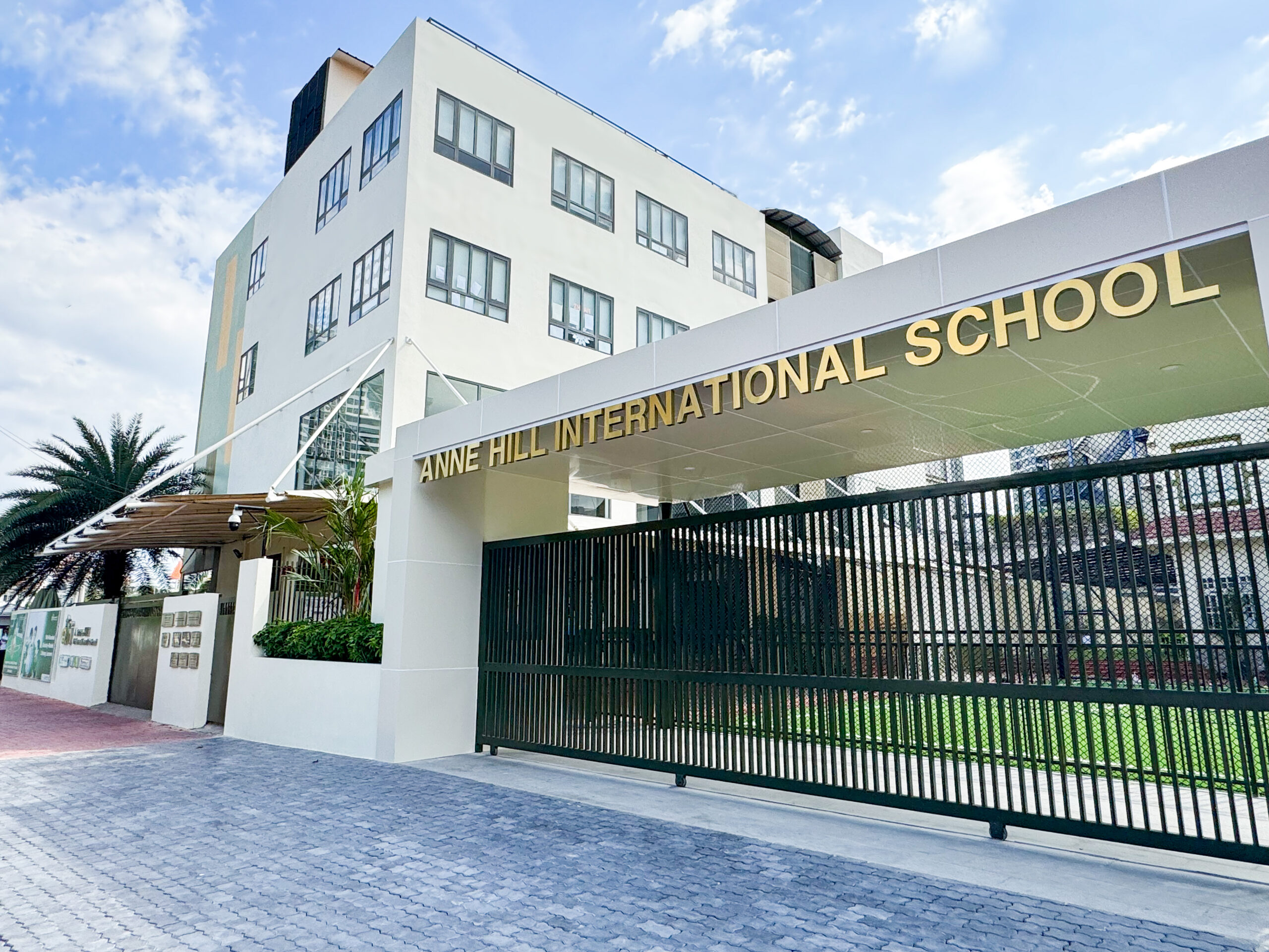 Anne Hill International School
